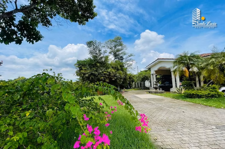 Preciosa Casa en Zona de Veracruz  - DC