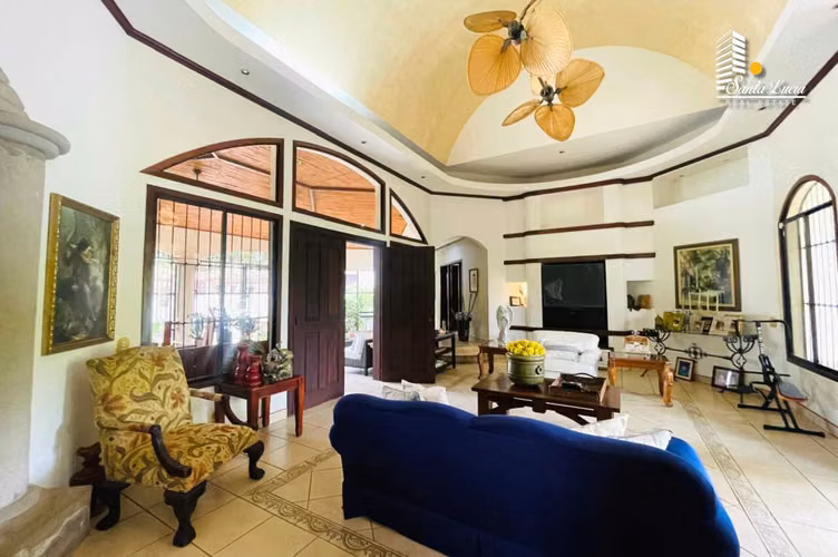 Preciosa Casa en Zona de Veracruz  - DC