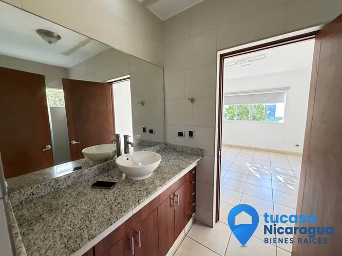 Casa en Renta – Santo Domingo | 3 Habitaciones – Condominio Cerrado – Ubicación Privilegiada - Imagen 16