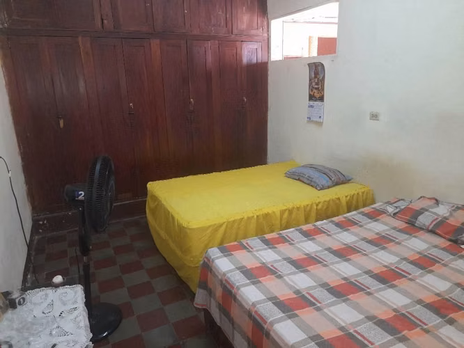 VENTA CASA EN GRANADA CENTRICA 5382
