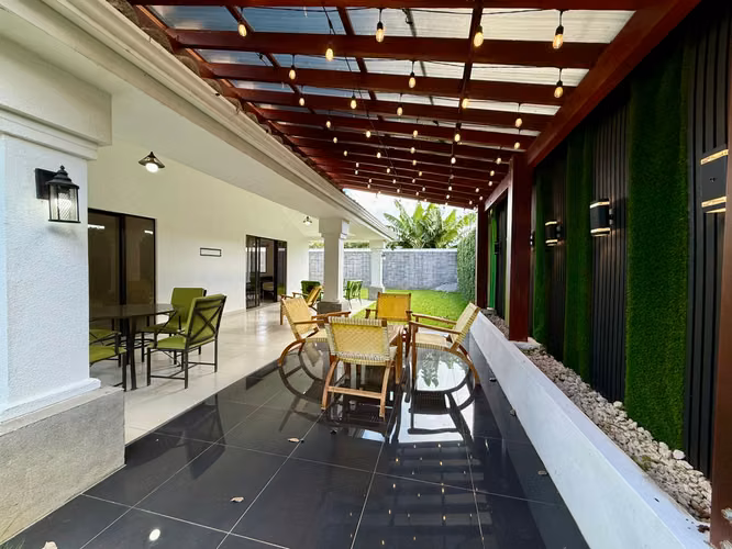 KC-Se vende casa en la tercera entrada a las colinas