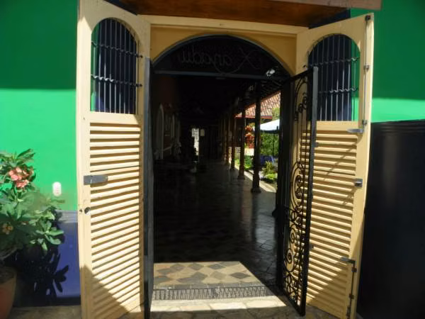 HOTEL  — EN VENTA AMOBLADO por solo $350,000 /NG - Imagen 3