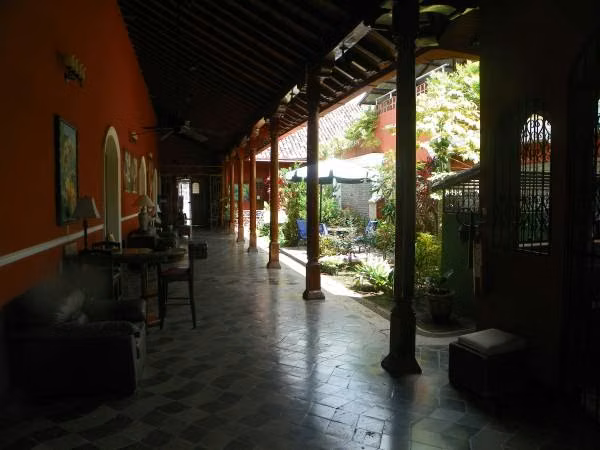 HOTEL  — EN VENTA AMOBLADO por solo $350,000 /NG - Imagen 2