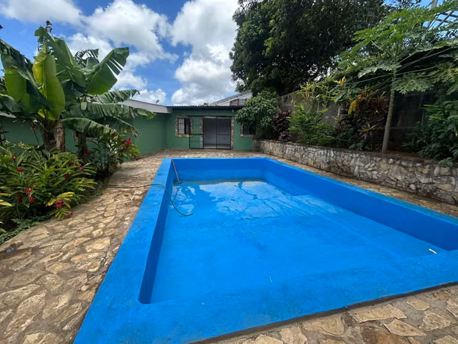 IM-Hermosa casa en venta en reparto Villa Hermosa, Diriamba