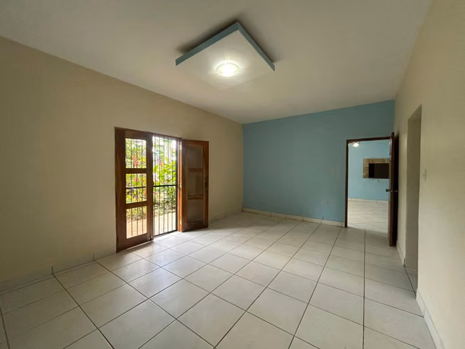 IM-Hermosa casa en venta en reparto Villa Hermosa, Diriamba