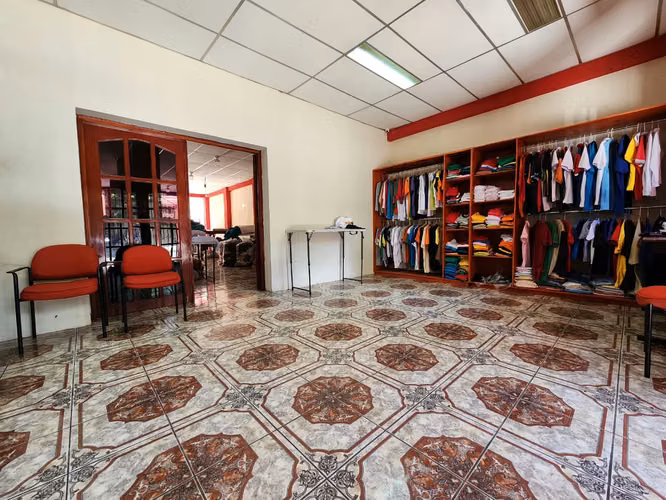 FH-Venta de Propiedad Comercial por Mercado Roberto Huembes