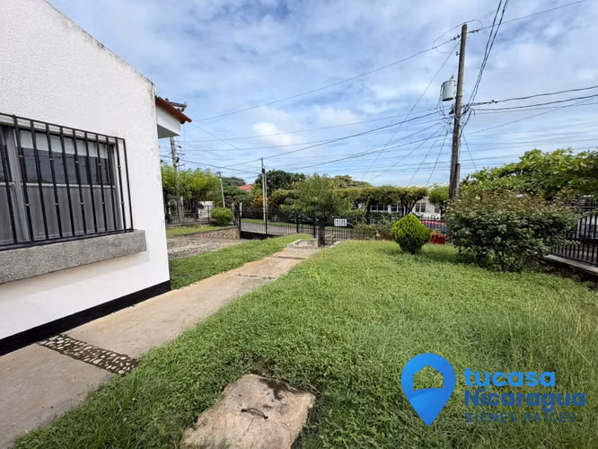 Santo Domingo Casa rento en condominio