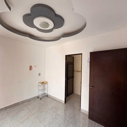 Precio accesible en zona residencial - Imagen 5