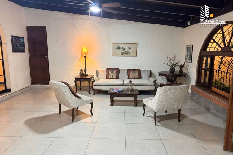 Amplia Casa con Piscina en Santo Domingo ! - LL - Imagen 19