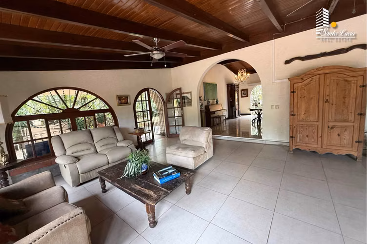 Amplia Casa con Piscina en Santo Domingo ! - LL - Imagen 13