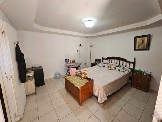 HERMOSA CASA EN LAS MERCEDES CARRETERA NORTE - Imagen 3