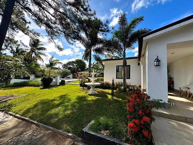 Casa exclusiva en alquiler en Serranías, Carretera Sur. - Imagen 5