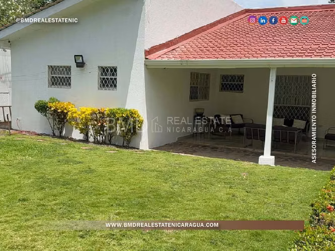 Se vende cómoda casa en la calle principal de Las Cumbres en Villa Fontana NG