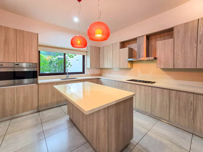 Venta de casa en Condominio de Santo Domingo Managua