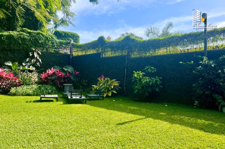 Preciosa Casa en Excelente Zona de Carretera Sur - AC
