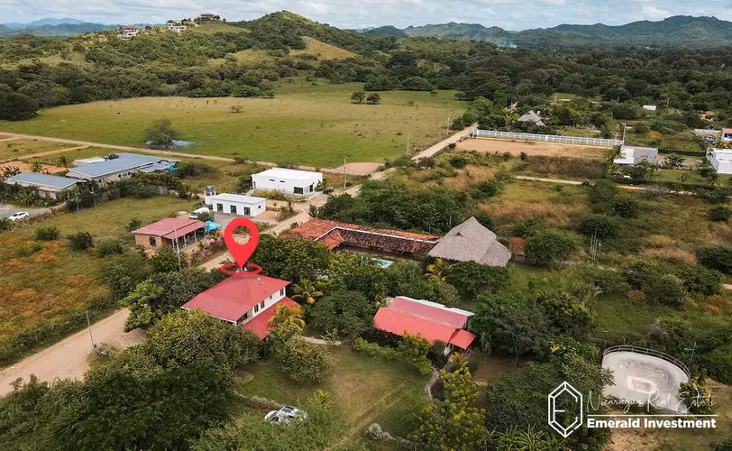 Turn-Key Ocean View Property For Sale in Playa Jiquelite | Las Palmas