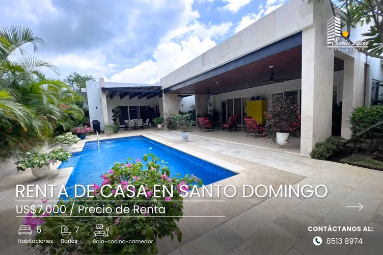 Renta de Impresionante Casa en Condominio de Santo Domingo – AC