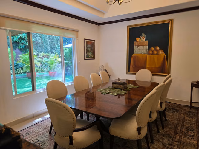 FH- Casa en venta en residencial Monte Carlos