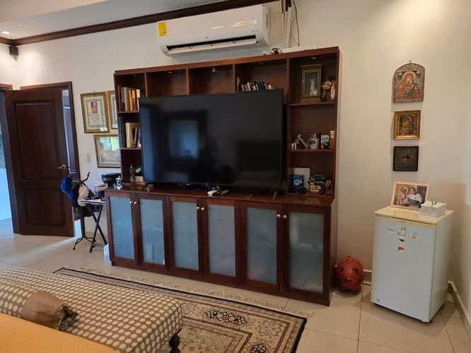 FH- Casa en venta en residencial Monte Carlos