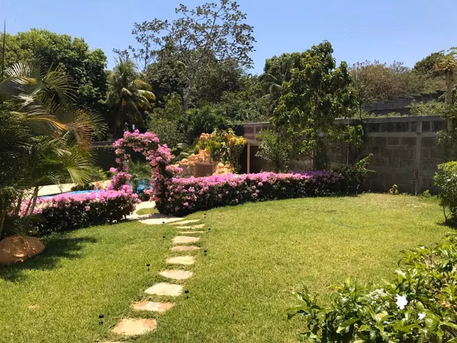 EN RENTA Casa Full Muebles – La Estancia, Santo Domingo NG