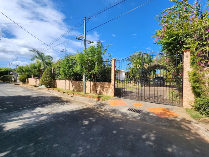 FH-Casa en Venta – Residencial Casa Blanca, Veracruz
