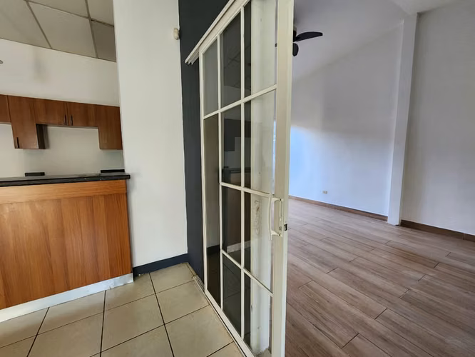 FH-Casa en Venta – Residencial Versalles, Km 13 Carretera a Masaya