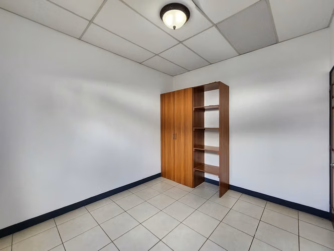 FH-Casa en Venta – Residencial Versalles, Km 13 Carretera a Masaya