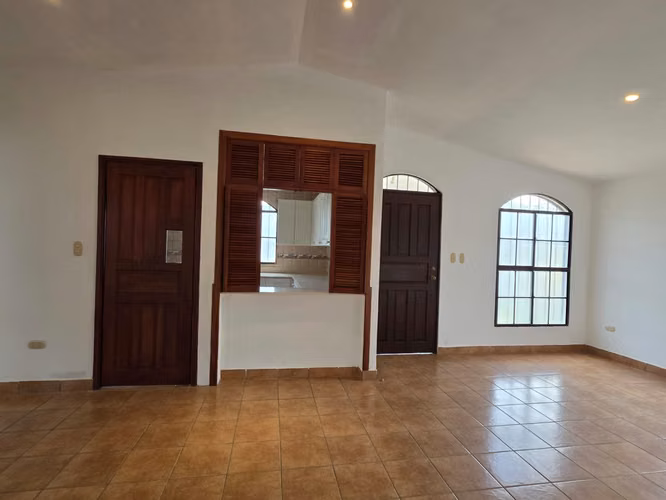 FH-Se Vende Casa en Altos de Nejapa
