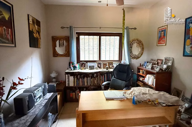 Casa con piscina en Santo Domingo en Venta - LL