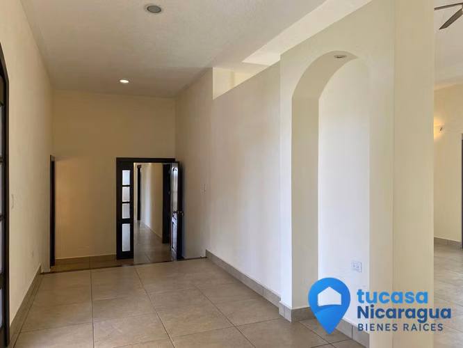Casa en Renta en Las Colinas Managua - Imagen 2