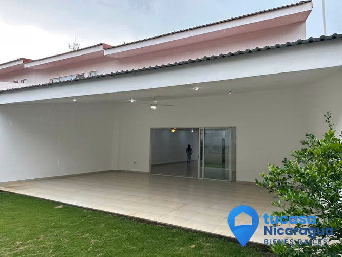 rento casa en santo domingo en condominio - Imagen 4