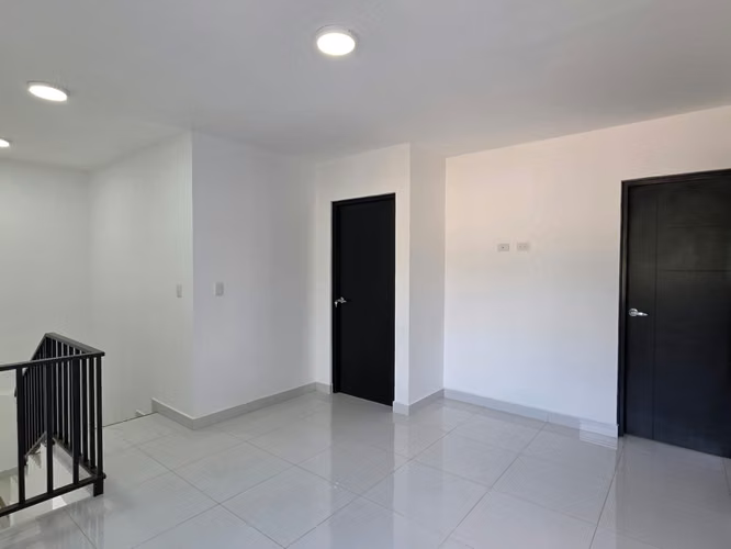 FH- Casa en Renta en Las Colinas con Casa Club y Piscina - Imagen 15