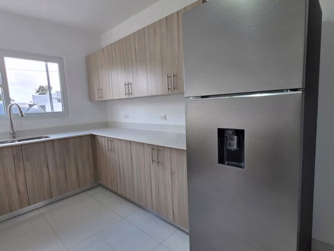FH- Casa en Renta en Las Colinas con Casa Club y Piscina - Imagen 8