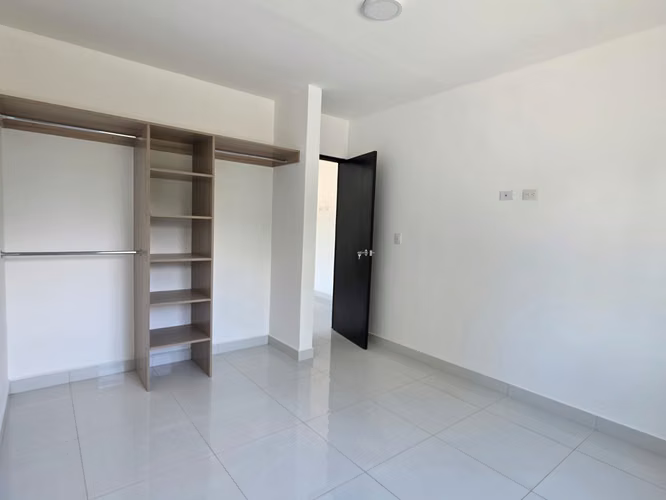 FH- Casa en Renta en Las Colinas con Casa Club y Piscina - Imagen 18