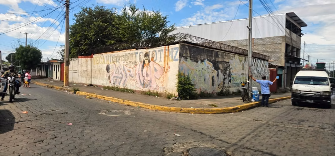 KC- Casa Comercial en Venta en Barrio Edgard Lang, Managua
