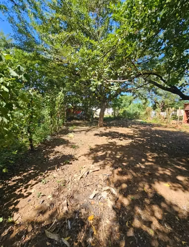 Vendo lindo terreno con casa 