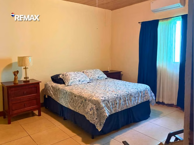 Acogedora Casa Amueblada en Ticuantepe - Imagen 8