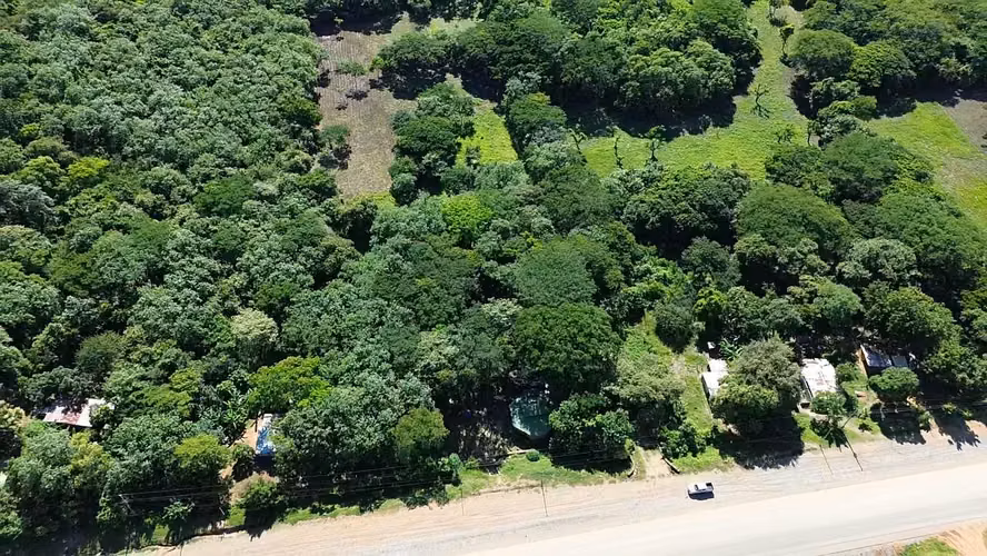 Propiedad cerca de la playa con potencial comercial – Carretera Costanera - Imagen 14