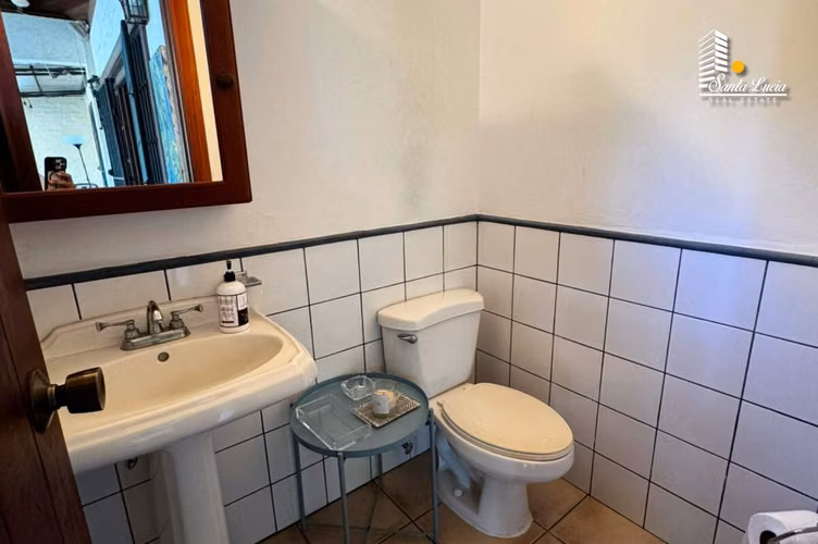  EN VENTA – CASA CON PISCINA EN ESTANCIA DE SANTO DOMINGO - AC