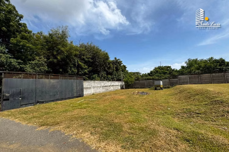 Venta de Terrenos en Las Colinas – Oportunidad Única  AC - Imagen 3