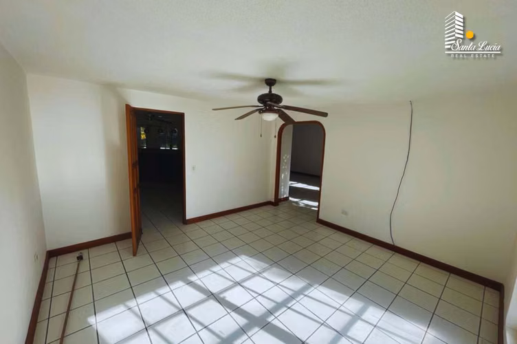 Venta de Preciosa Casa en Santo Domingo - AC