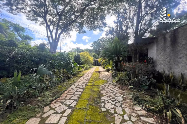 Venta de Propiedad Comercial en Carretera Sur – AC
