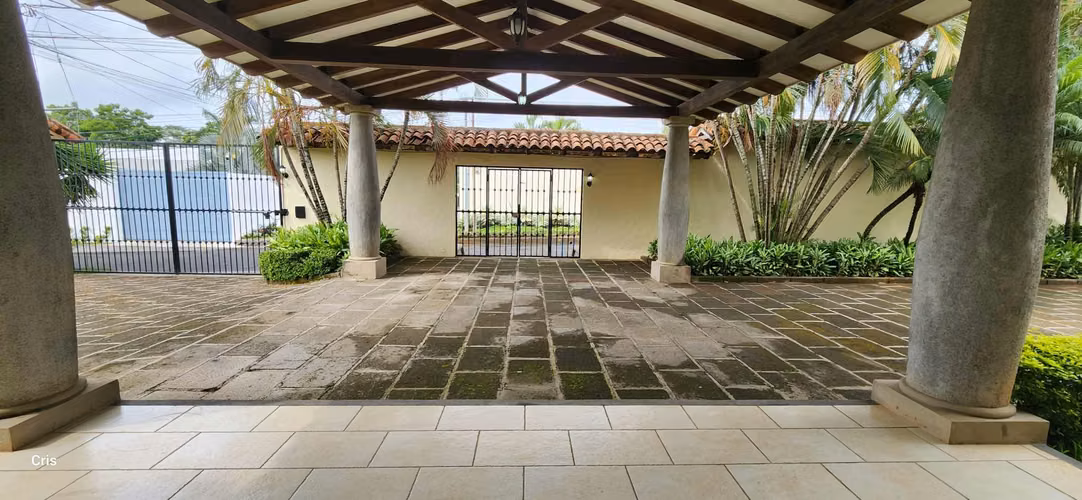 Preciosa Casa en Alquiler en La Estancia de Santo Domingo