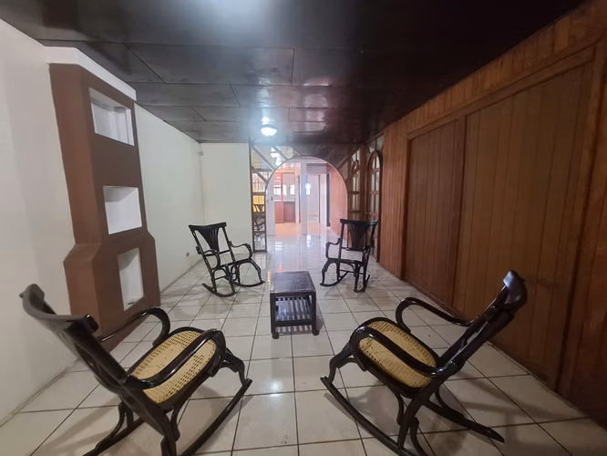 VENTA DE CASA EN REPARTO LOS ARCOS ! LAM