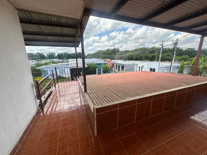 Venta de casa en residencial valle verde.