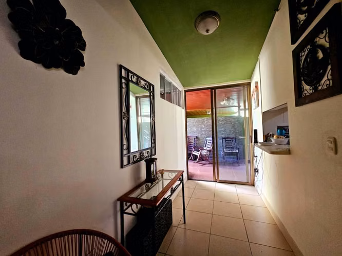 Precio REBAJADO Antes: US$220,000 | VENTA DE CASA EN Lomas del Valle | 5 Habitaciones |