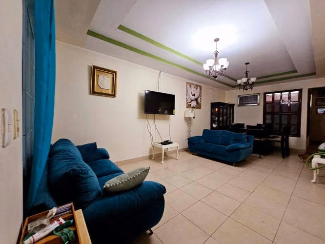 Precio REBAJADO Antes: US$220,000 | VENTA DE CASA EN Lomas del Valle | 5 Habitaciones |