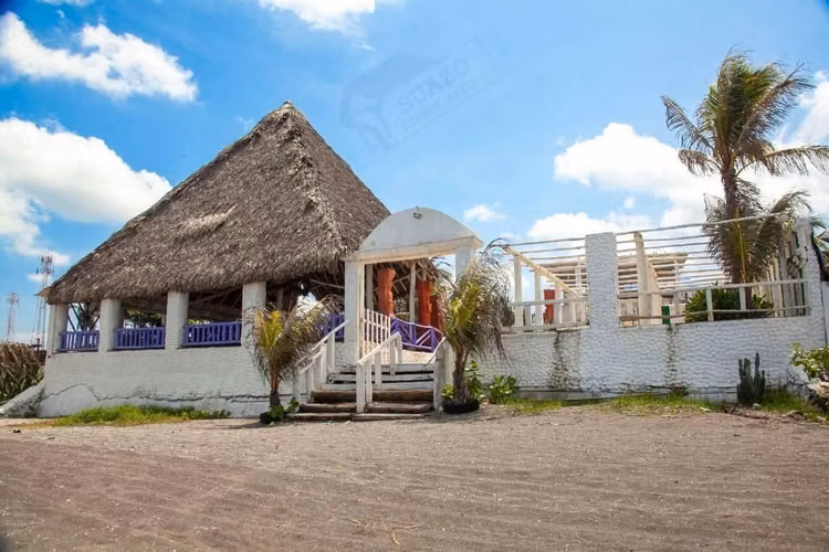 SE VENDE HOTEL RESTAURANTE EN LA PLAYA