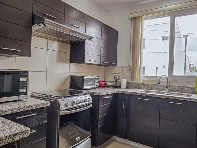 VP- Casa en Venta | Condominio Palmira – Santo Domingo  Precio: $195,000