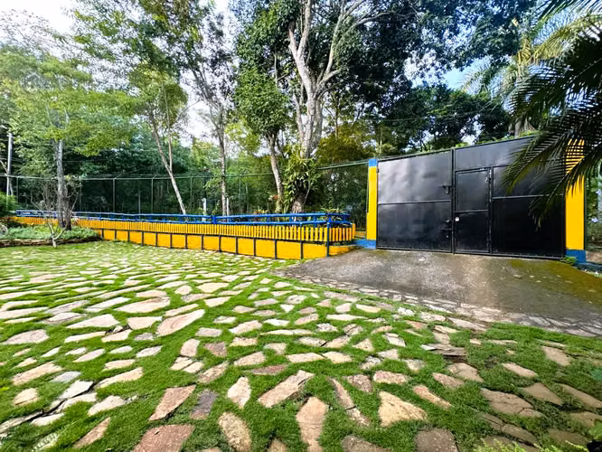 Venta de Casa con Piscina y Apartamento Independiente con Vistas a la Laguna de Apoyo!